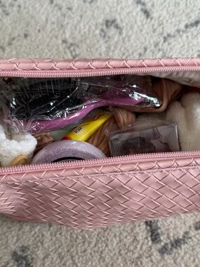 Pink Woven Cosmetic Bag Gift Set!